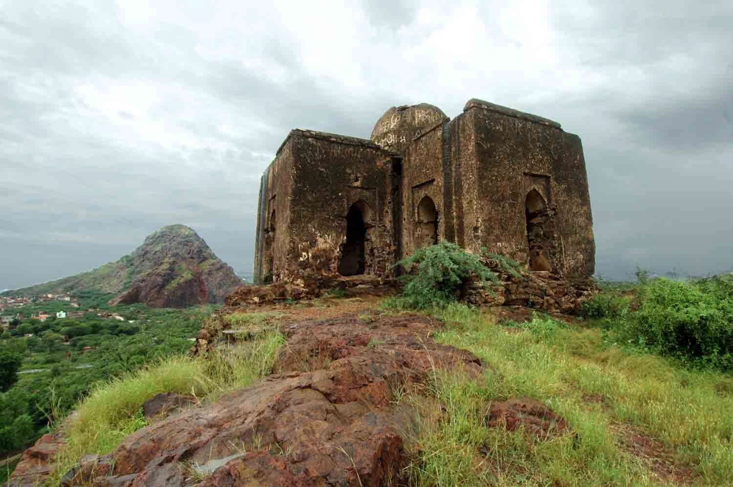 Asigarh Fort